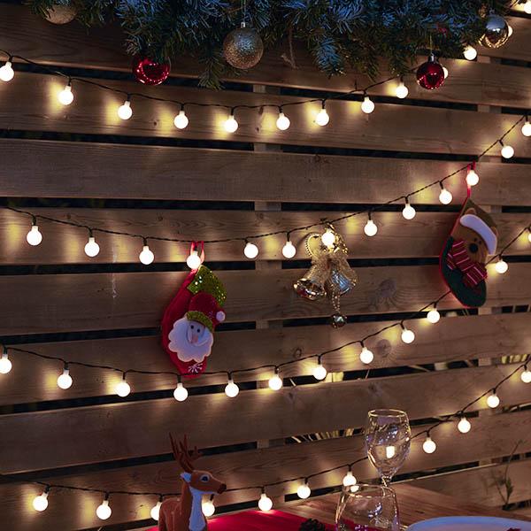 XMAS Solar-Powered LED Globe String Lights