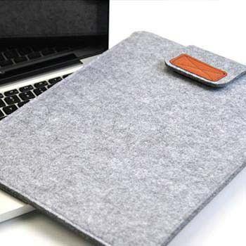 Simple Basic Tablet / iPad / Notebook / MacBook (13") Protective Sleeve Case - Next Deal Shop
- 2