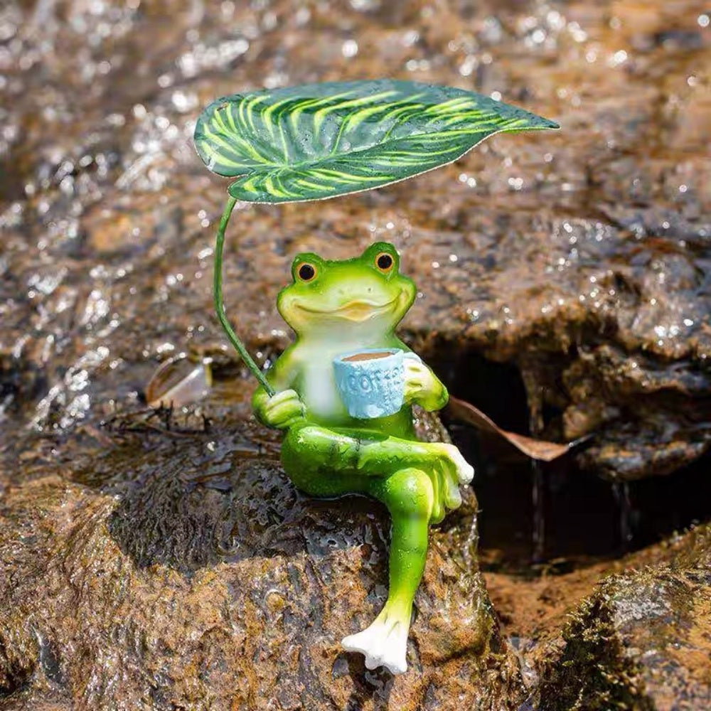 Whimsical Resin Coffee Frog Figurine with Leaf Umbrella - Outdoor Lawn Patio Garden Decor