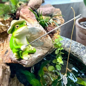 Fishing Frog Garden Figurine - Yard Lawn Flower Bed Outdoor Backyard Landscape Ornament Decor