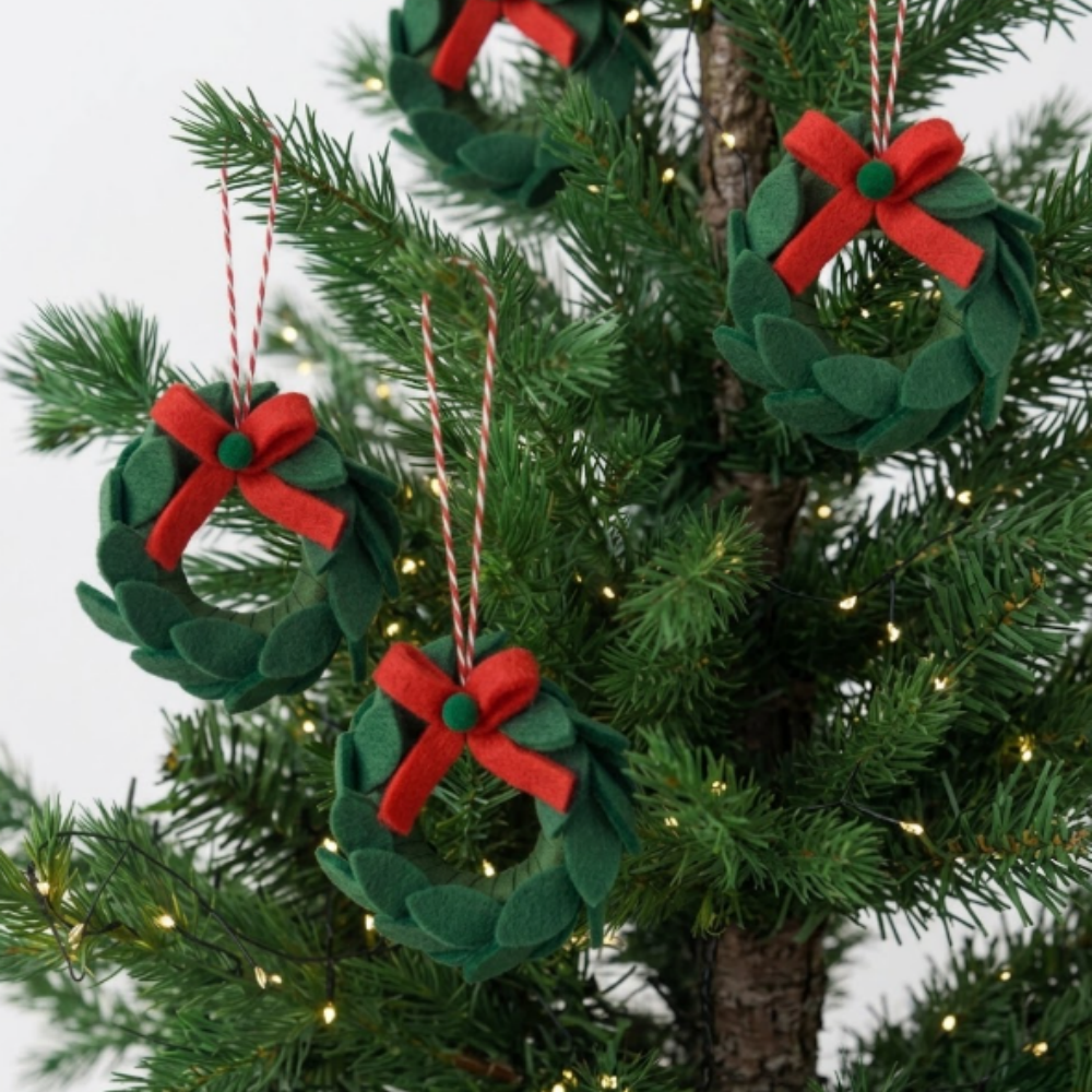 Handmade Felt Christmas Mini Wreath Hanging Decor - 2 Pack, Xmas Tree Wreath Garland Decor