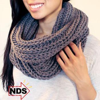 Infinity Knit Loop Scarf - Stay Warm in the Winter! - Next Deal Shop
 - 1