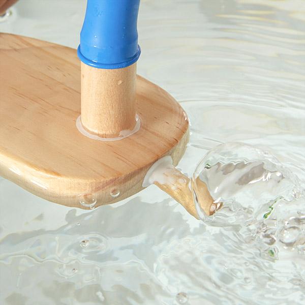Wooden Boat Balloon Bath Toy