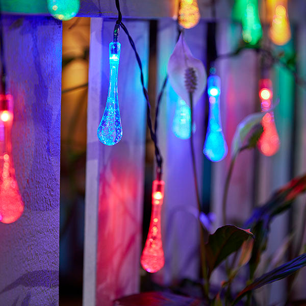 solar-powered-warm-white-raindrop-string-lights-2_grande.jpg (600×600)