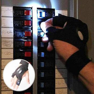 Universal Lit Up Glove - A Torch Light That Never Drops!